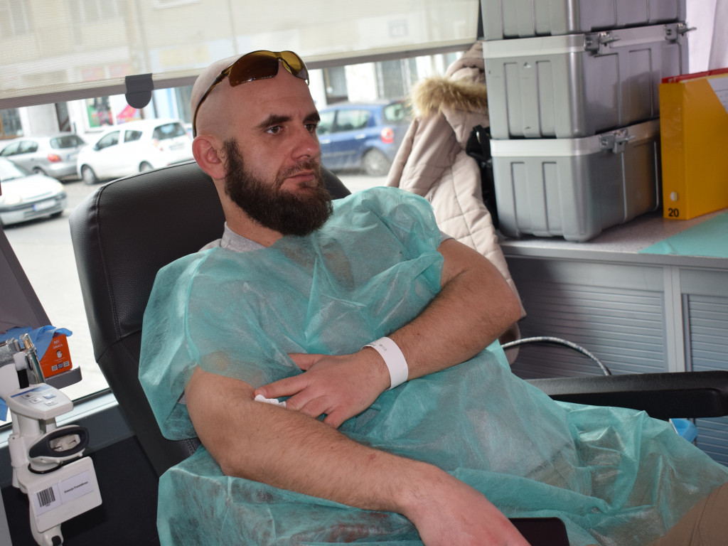 Sochaczewscy mundurowi podarowali swoją krew potrzebującym [ZDJĘCIA]