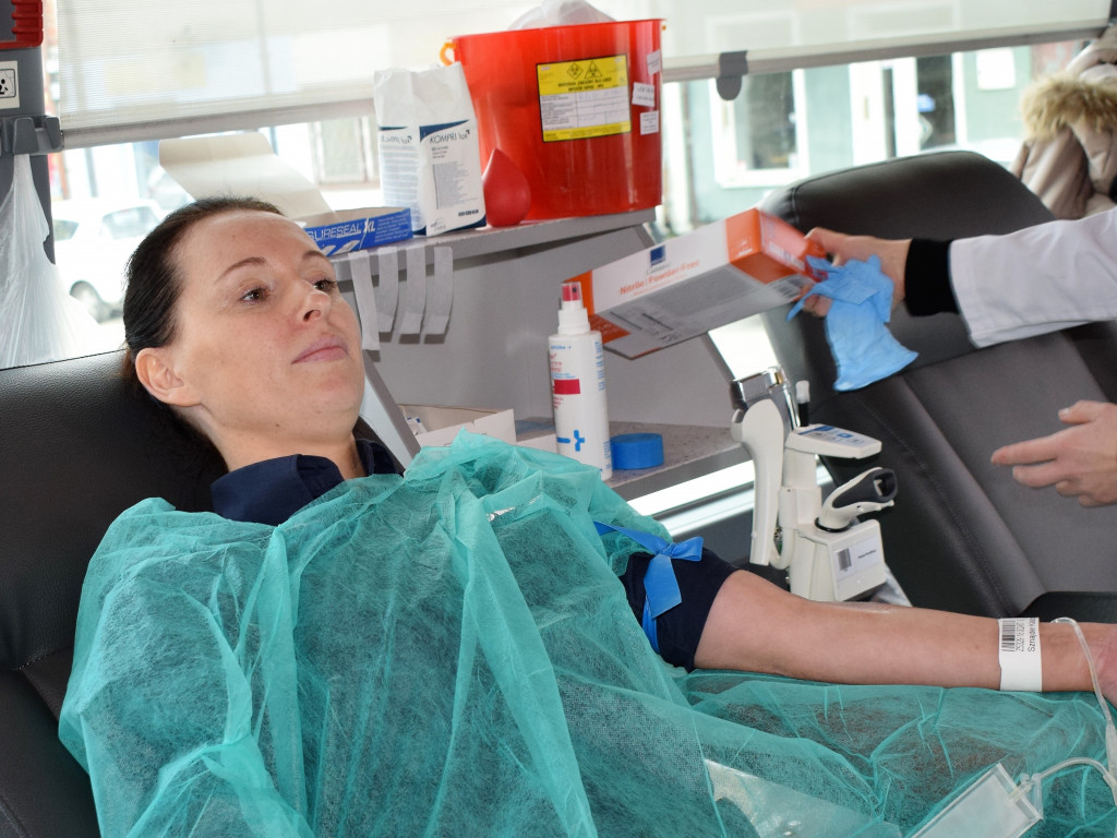 Sochaczewscy mundurowi podarowali swoją krew potrzebującym [ZDJĘCIA]