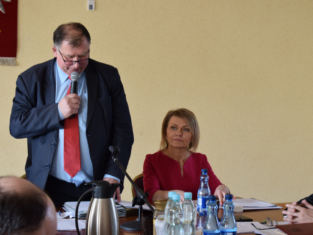 Nie pozwolili zwolnić radnej z pracy