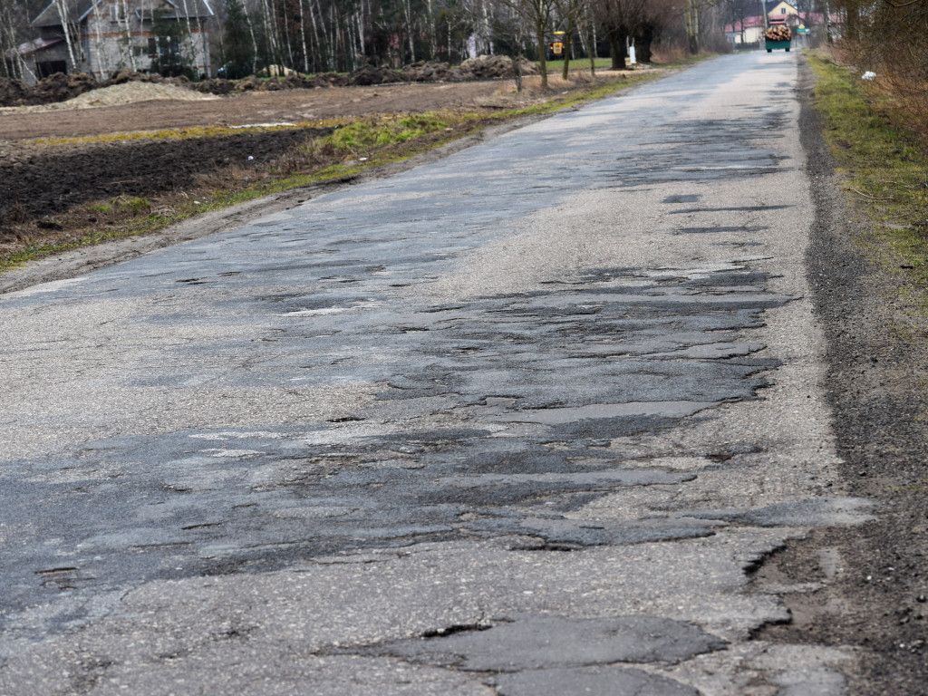 4 miliony złotych na drogi w powiecie sochaczewskim