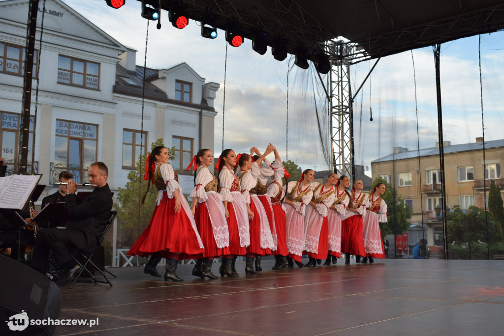 Warszawianka na placu Kościuszki