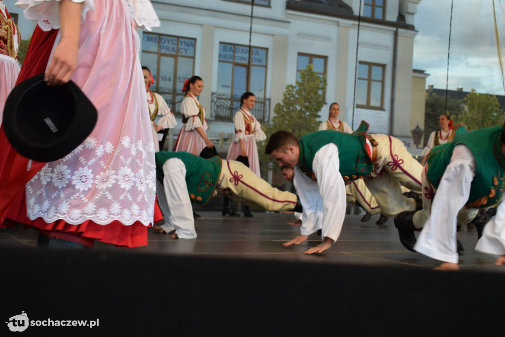 Warszawianka na placu Kościuszki