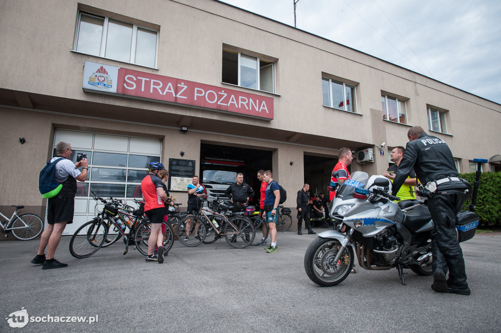 Sochaczewskie mundury na rowerach