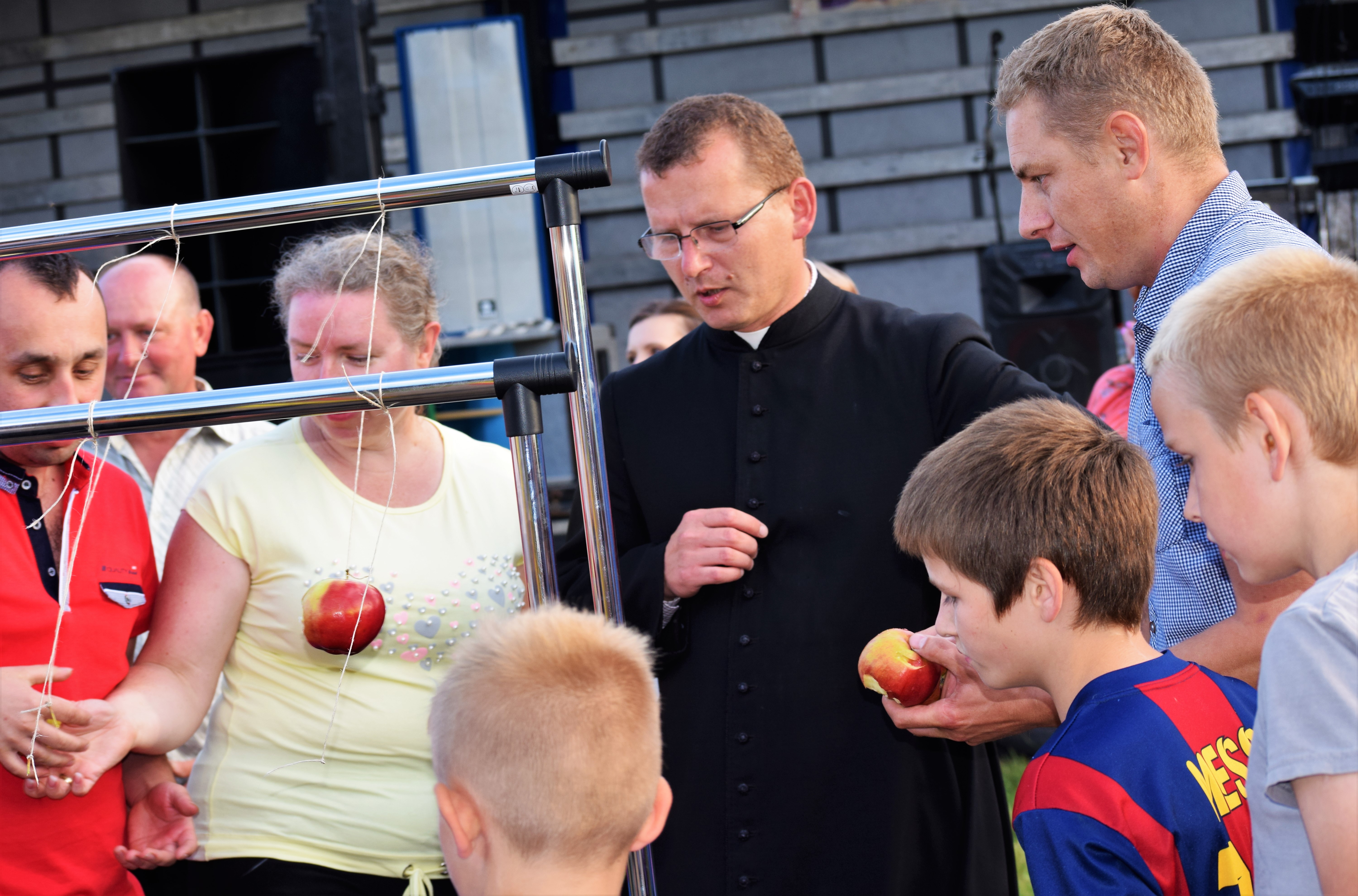 Biesiada u Dwóch Apostołów w Giżycach