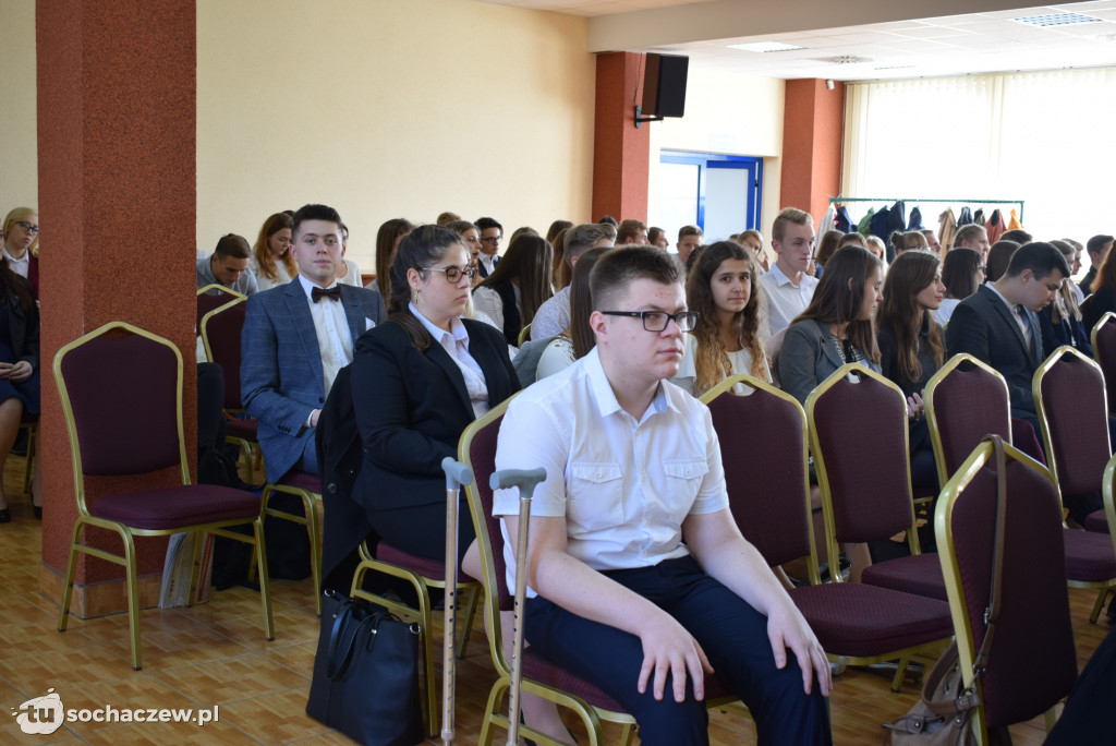 Dzień Edukacji Narodowej: stypendia rozdane