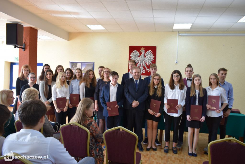 Dzień Edukacji Narodowej: stypendia rozdane