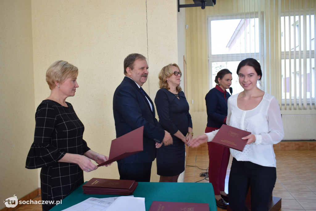 Dzień Edukacji Narodowej: stypendia rozdane