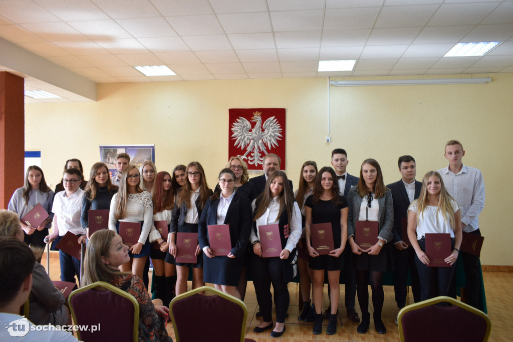 Dzień Edukacji Narodowej: stypendia rozdane