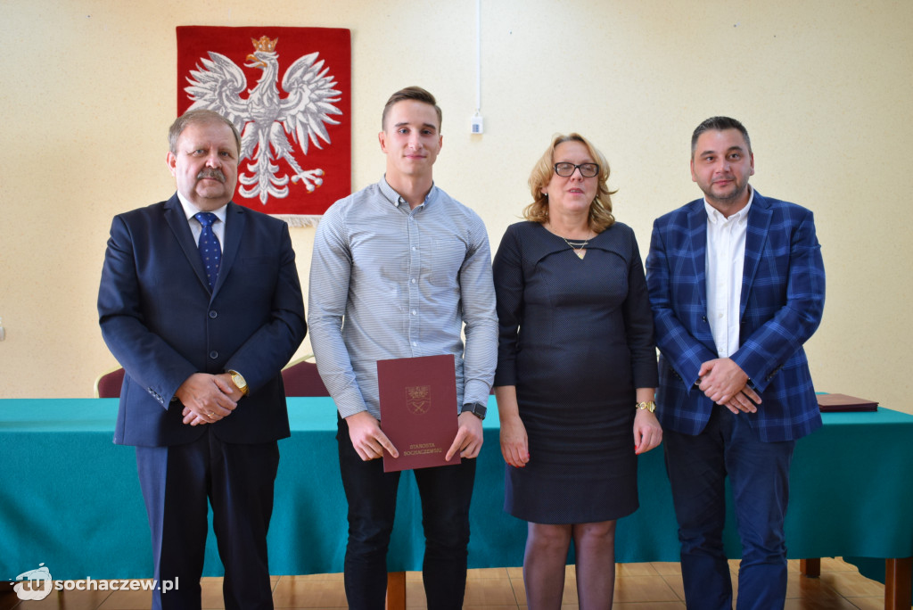 Dzień Edukacji Narodowej: stypendia rozdane