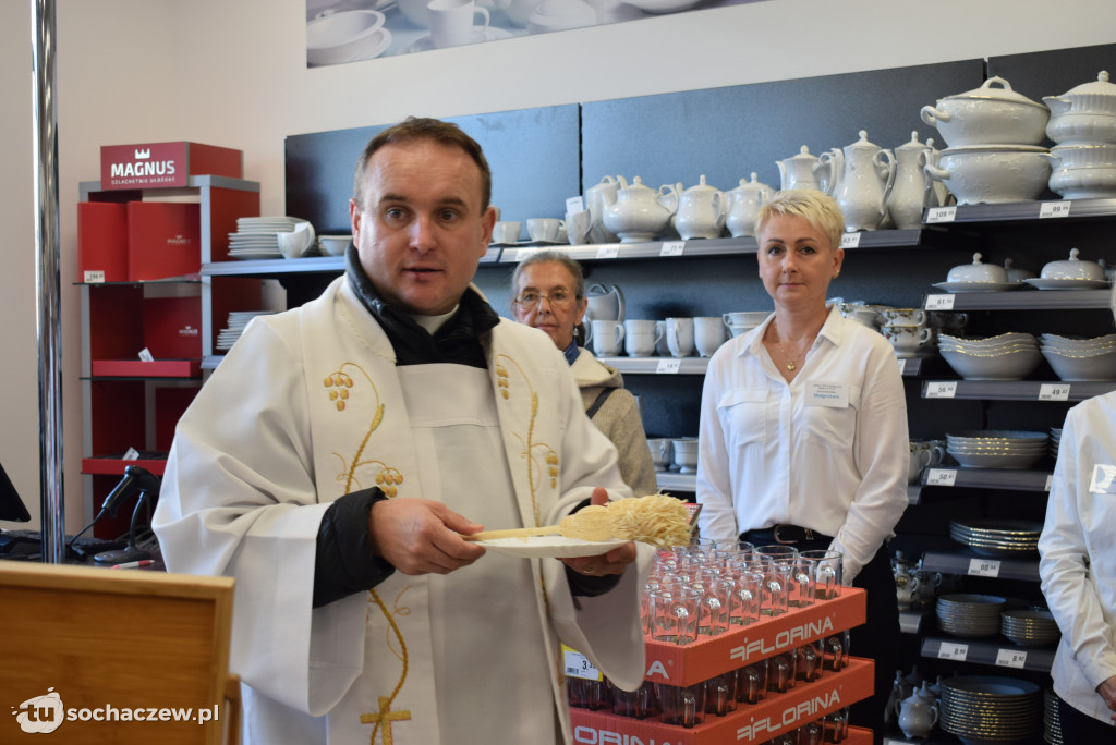 Nowy sklep i budynek w centrum