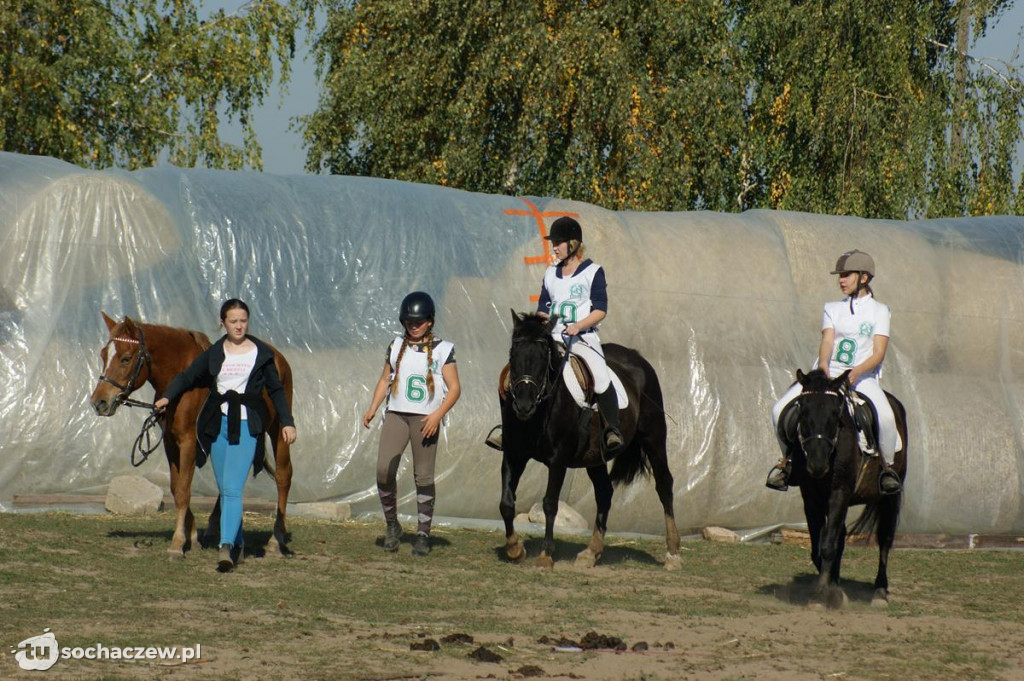 Zawody jeździeckie w Bronisławach k. Erminowa