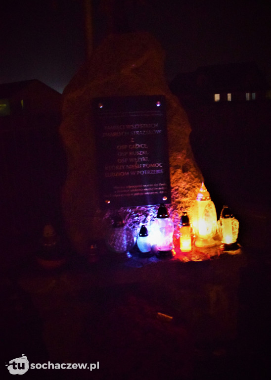 Listopadowy czas refleksji i zadumy...