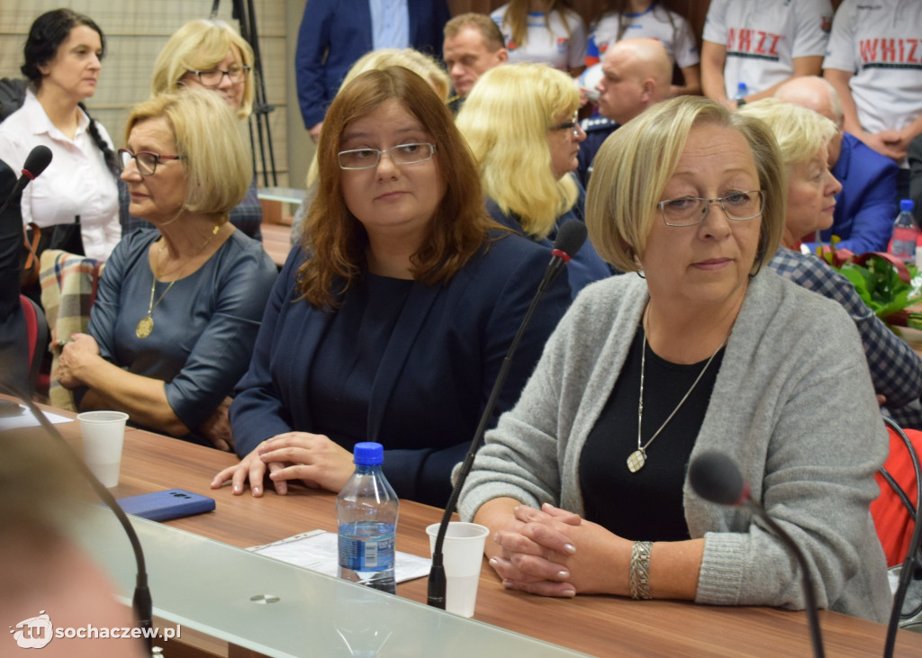 Rada Miasta z prezydium na 12 do 9