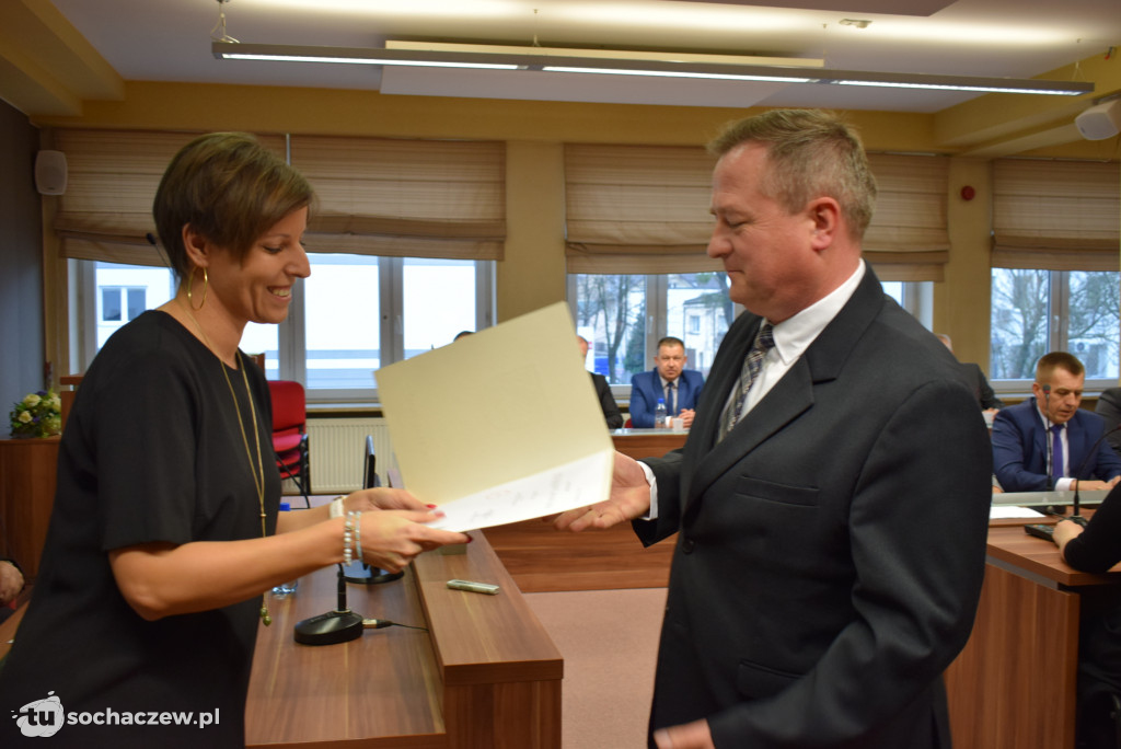 Rada Miasta z prezydium na 12 do 9