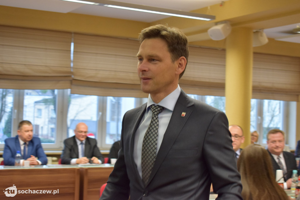 Rada Miasta z prezydium na 12 do 9