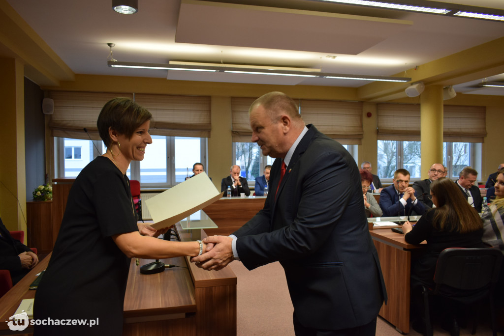 Rada Miasta z prezydium na 12 do 9