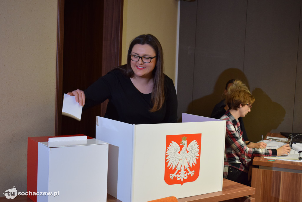 Rada Miasta z prezydium na 12 do 9