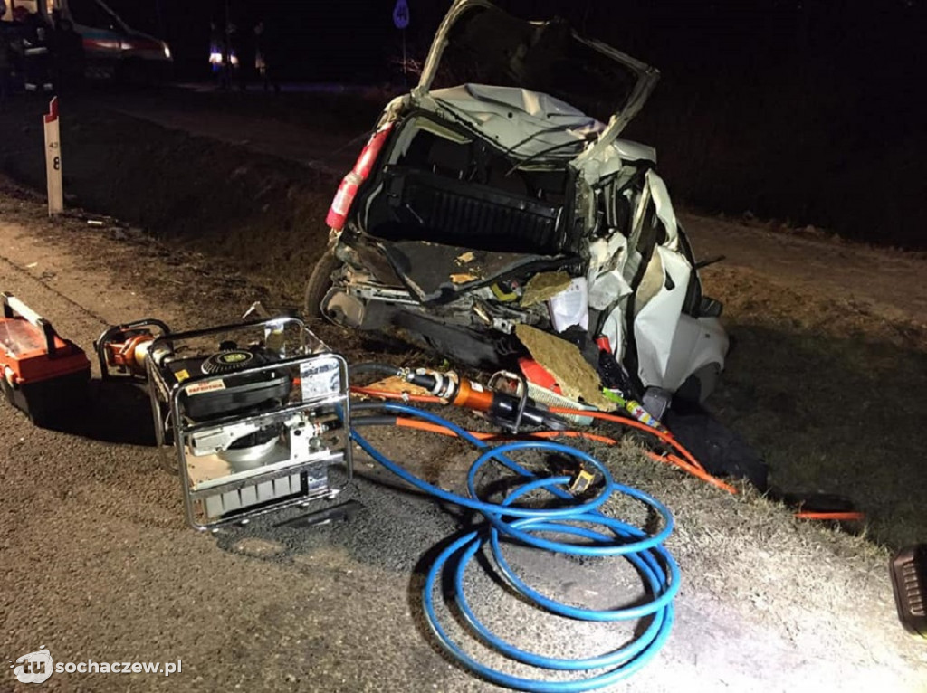 Wypadek w Lisicach. Jedna osoba poszkodowana