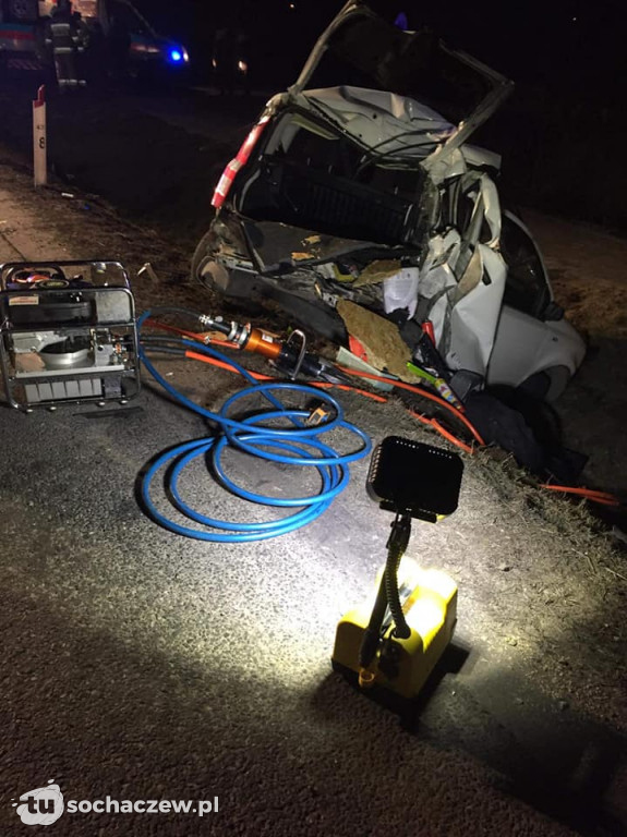Wypadek w Lisicach. Jedna osoba poszkodowana