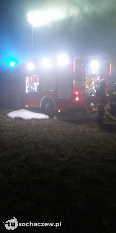 Pożar w Lubiejewie, akcja trwa