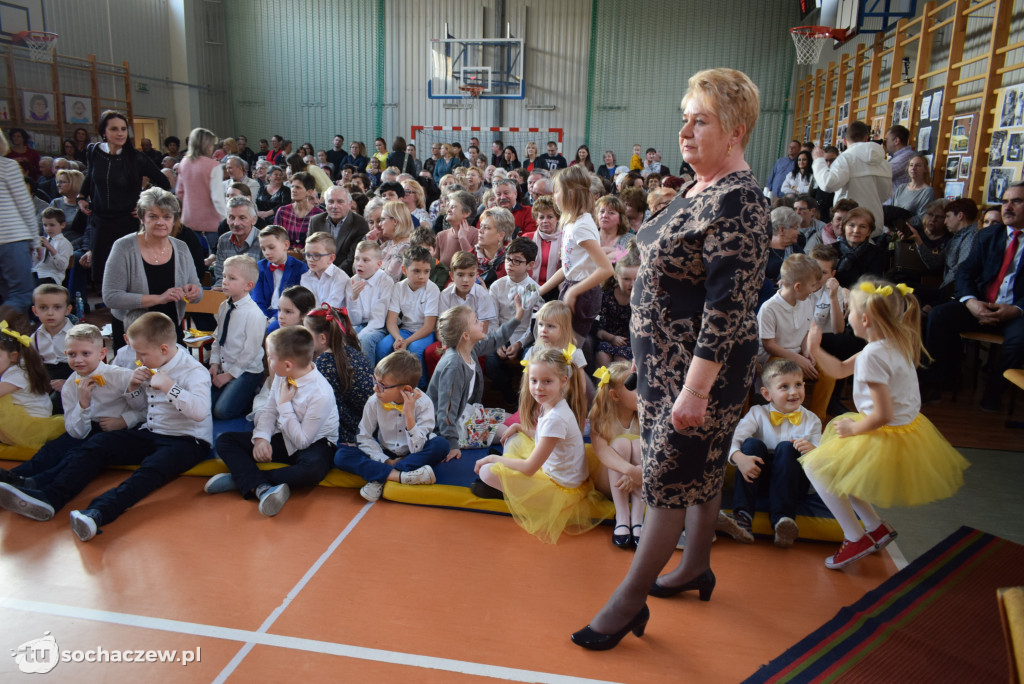 Szkoła w Gawłowie uczciła Dzień Babci i Dziadka