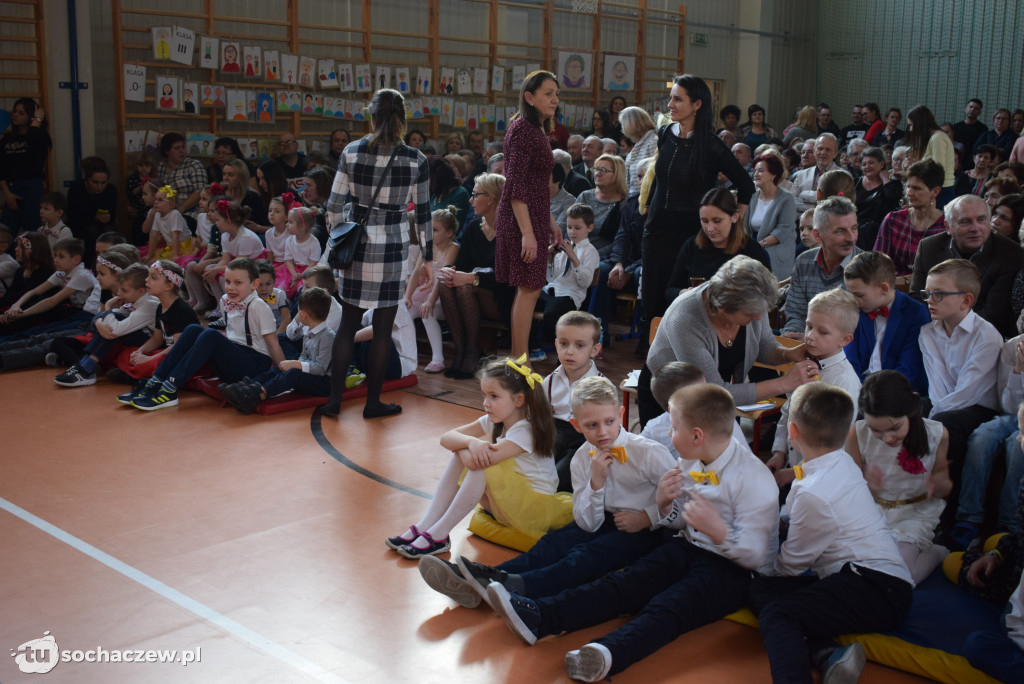 Szkoła w Gawłowie uczciła Dzień Babci i Dziadka