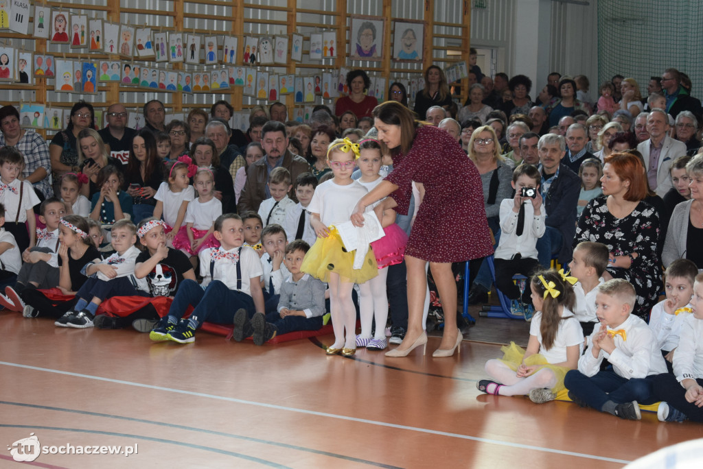 Szkoła w Gawłowie uczciła Dzień Babci i Dziadka