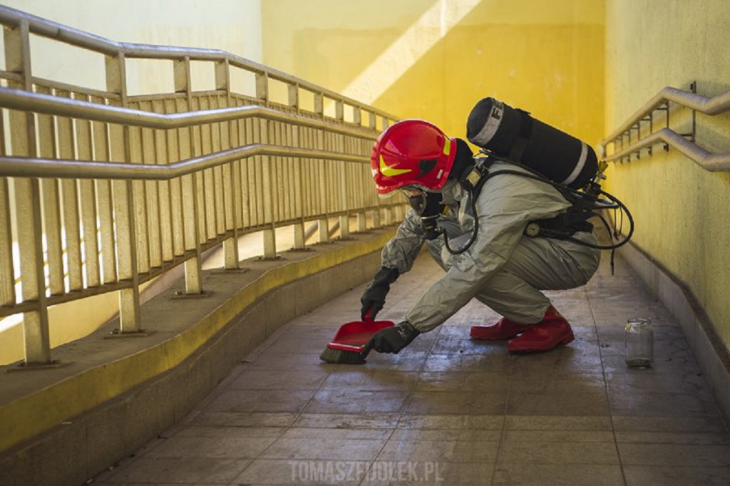 Rtęć na dworcu PKP. Zdjęcia Tomasz Fijołek