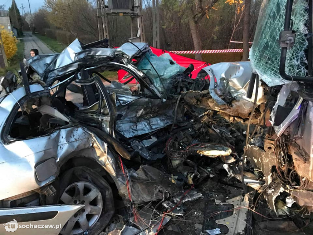 Wypadek Błonie Wieś. Dwie osoby nie żyją