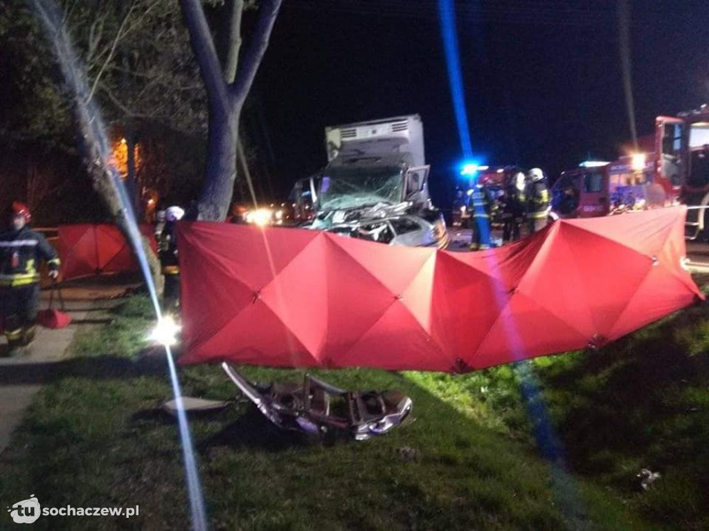 Wypadek Błonie Wieś. Dwie osoby nie żyją