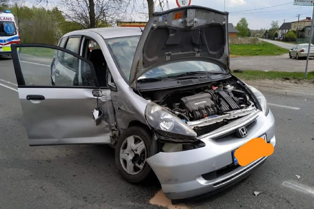 Zdarzenie drogowe w Woli Pasikońskiej