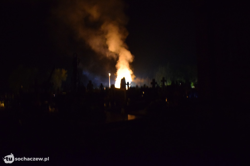 Pożar na cmentarzu w Giżycach