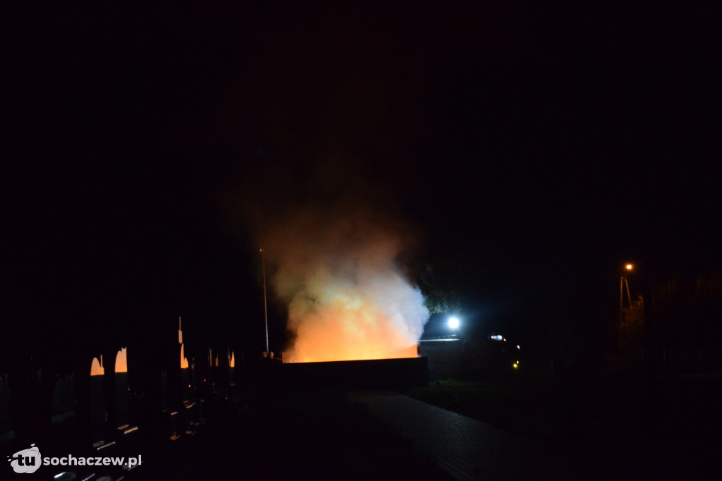 Pożar na cmentarzu w Giżycach