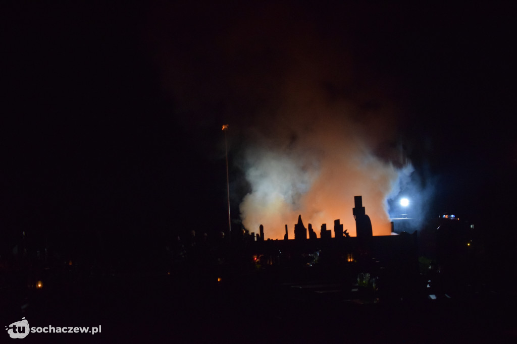 Pożar na cmentarzu w Giżycach