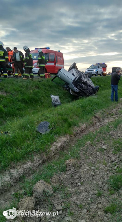 Wypadek w Giżyczkach na zakręcie