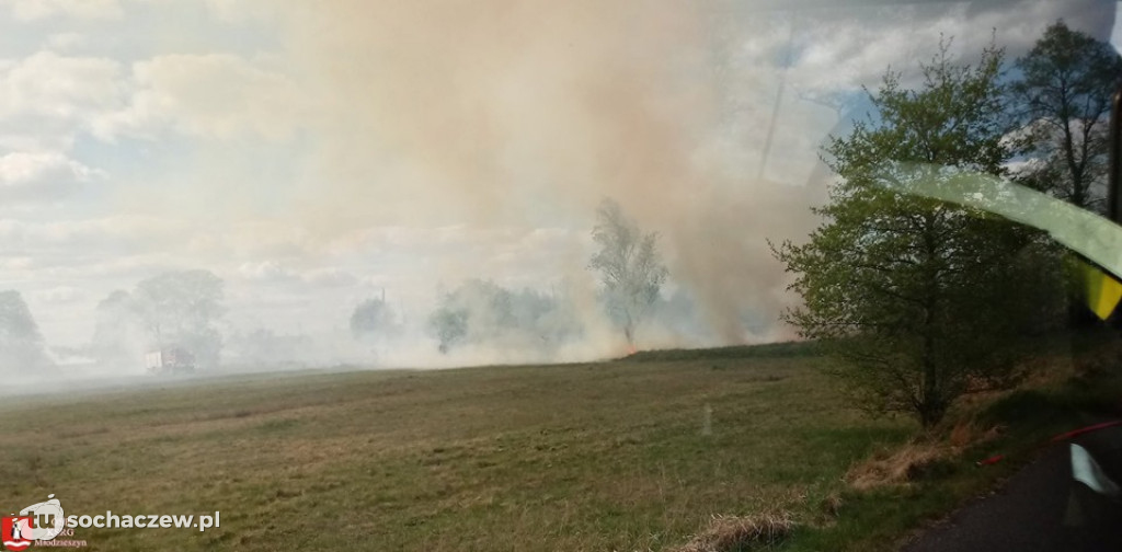 Duży pożar w Famułkach Brochowskich