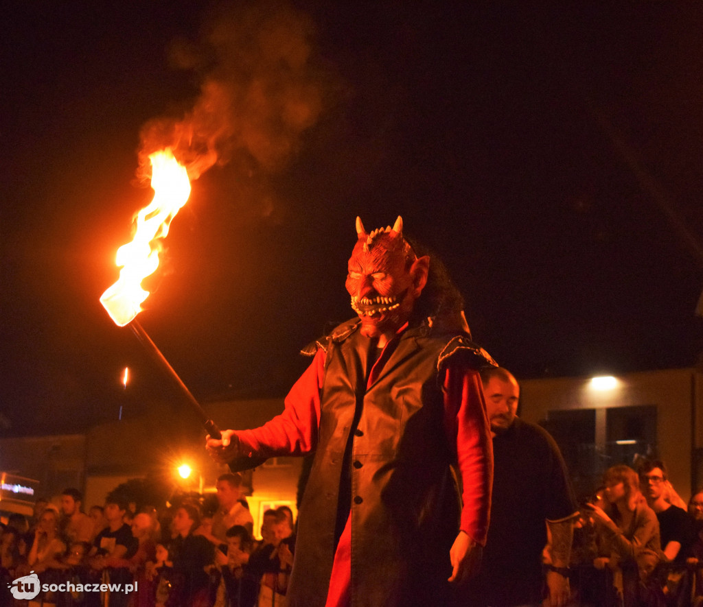 Festiwalowy teatr ognia - Wieczór światłem i ogniem malowany