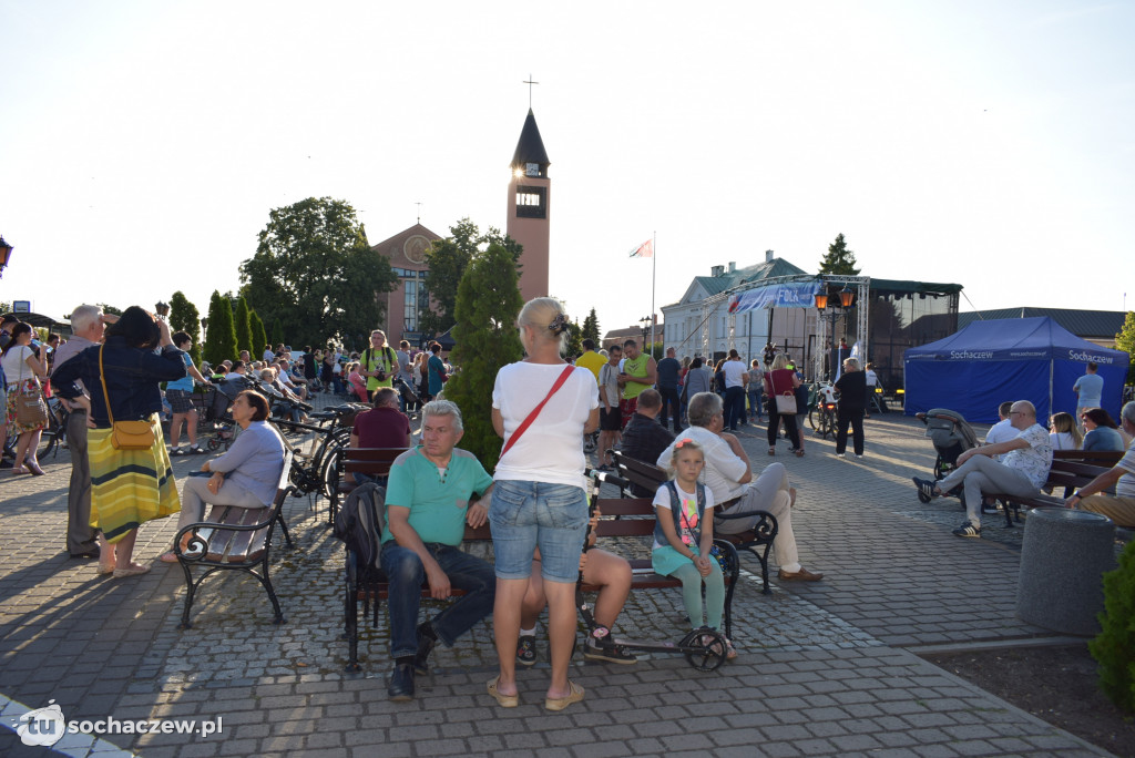Trebunie Tutki na placu Kościuszki