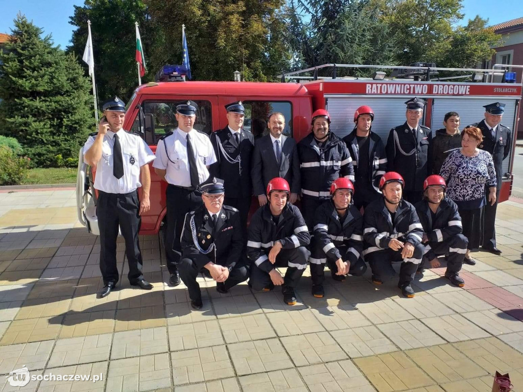 OSP Paprotnia przekazuje wóz do Bułgarii