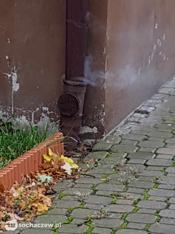 Zadymianie sanitarki w Sochaczewie