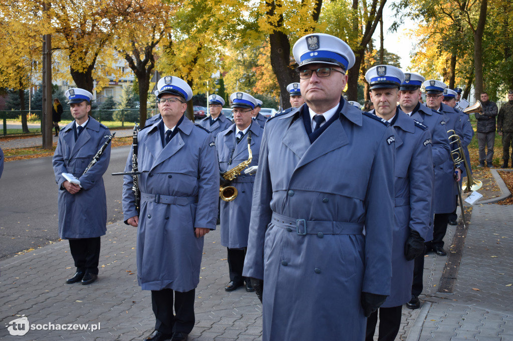 22 nazwiska na tablicy komendy policji w Sochaczewie