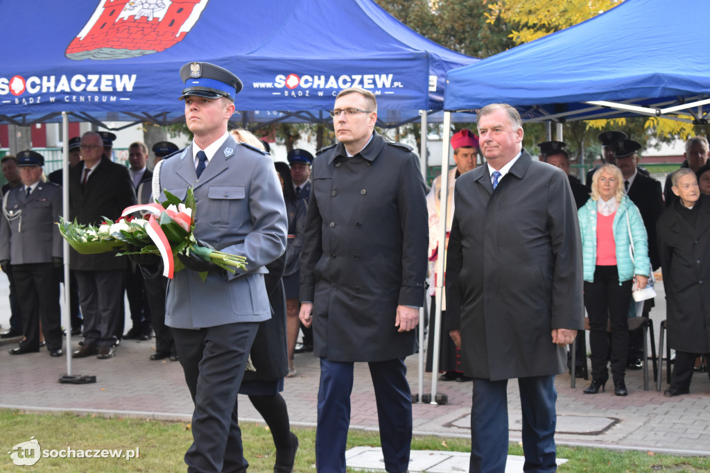 22 nazwiska na tablicy komendy policji w Sochaczewie