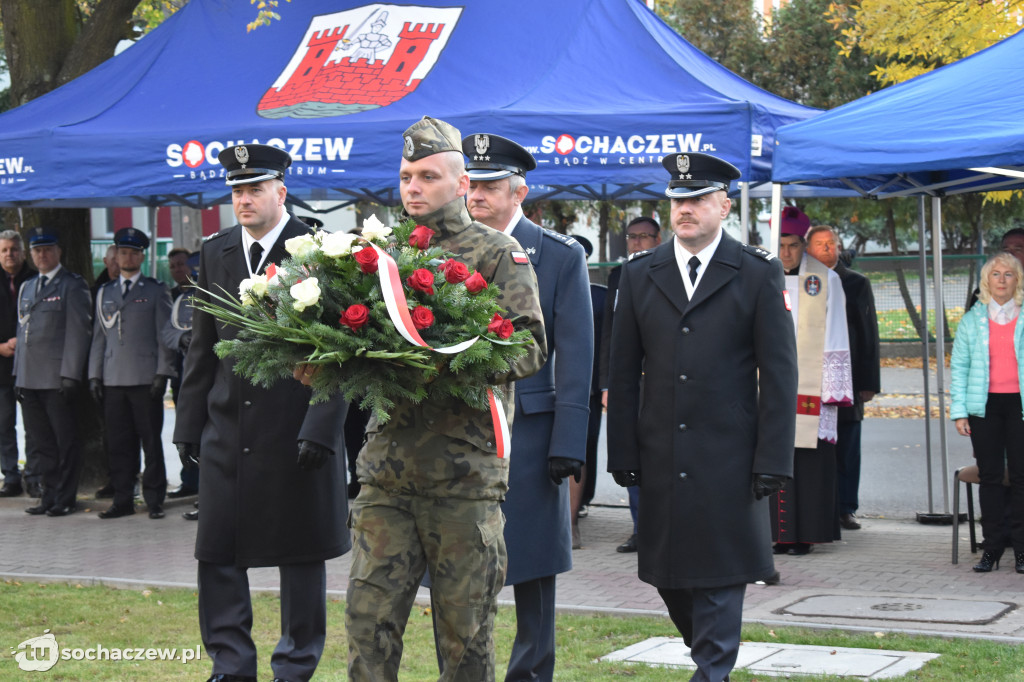 22 nazwiska na tablicy komendy policji w Sochaczewie