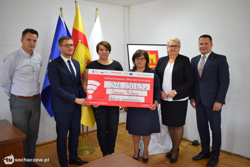 Pieniądze dla przedszkoli w Rybnie i Młodzieszynie