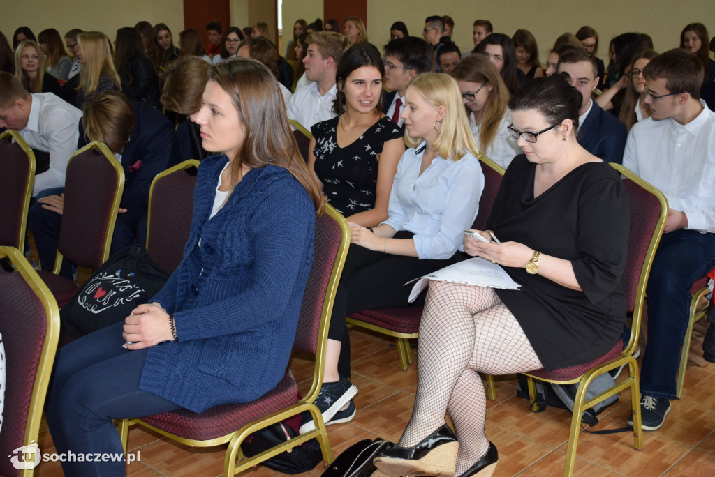 Stypendia starosty rozdane
