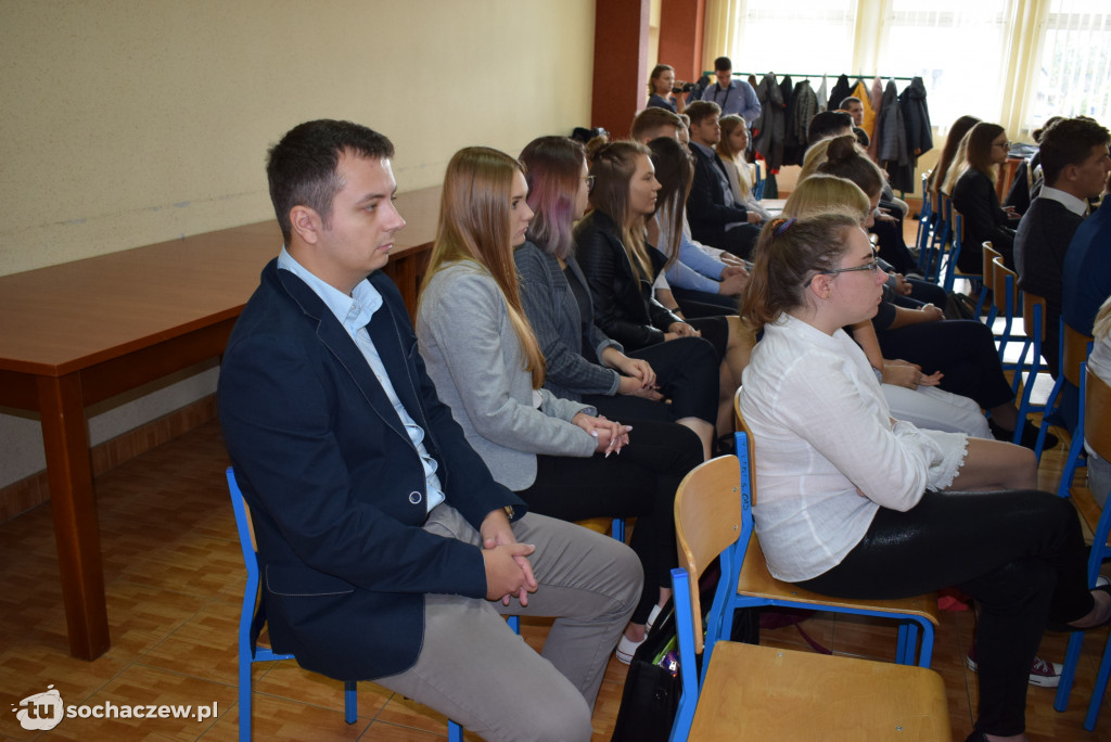 Stypendia starosty rozdane
