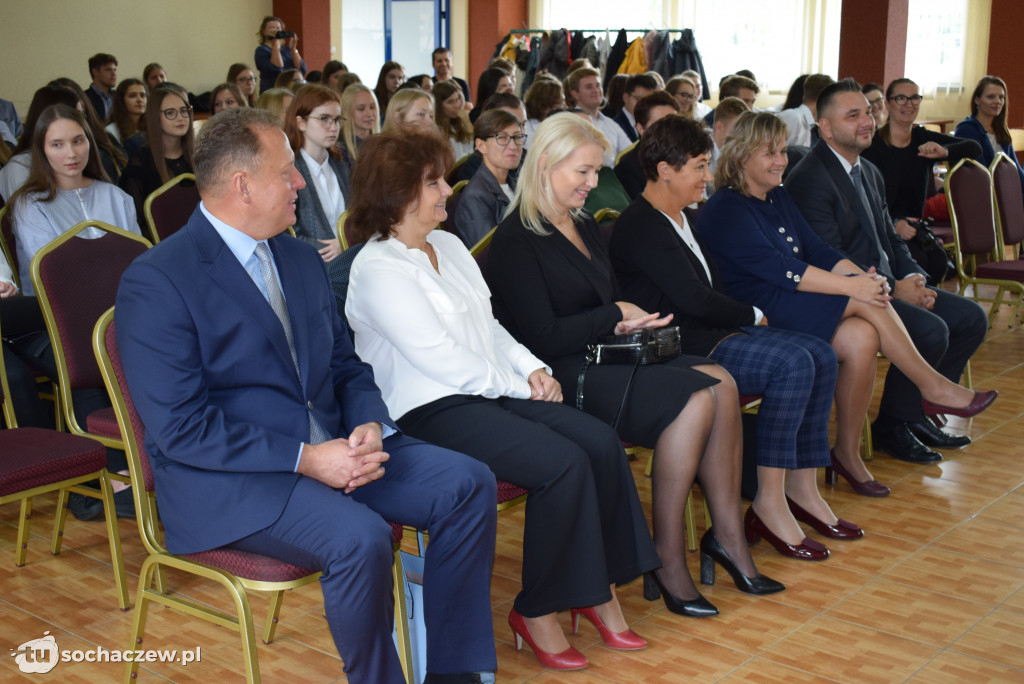 Stypendia starosty rozdane