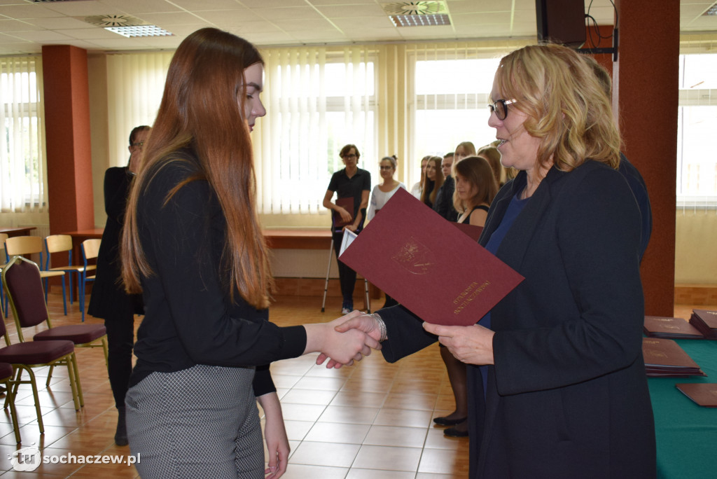 Stypendia starosty rozdane