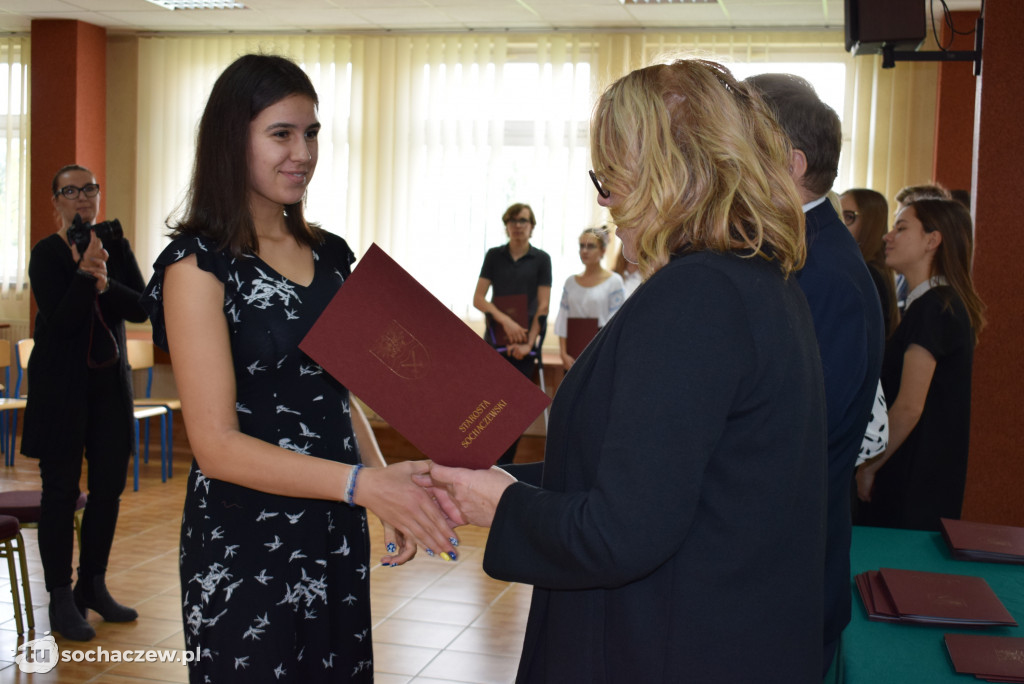 Stypendia starosty rozdane