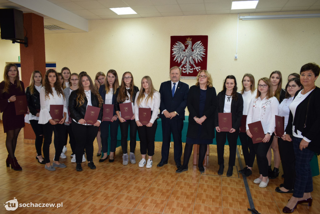 Stypendia starosty rozdane